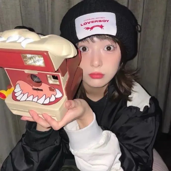 沃伦 海报